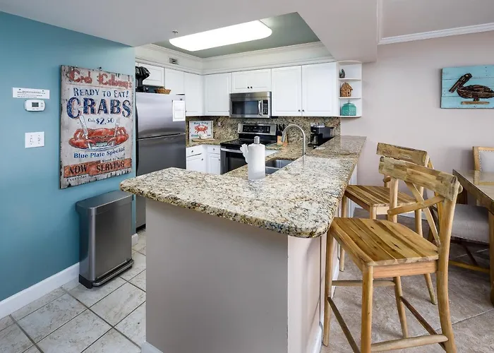 Pelican Isle 116
